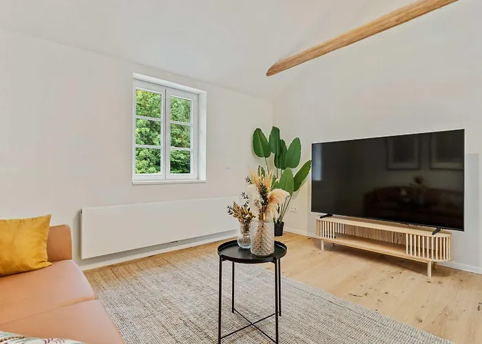 Chic One-bedroom Near Center * ルクセンブルク